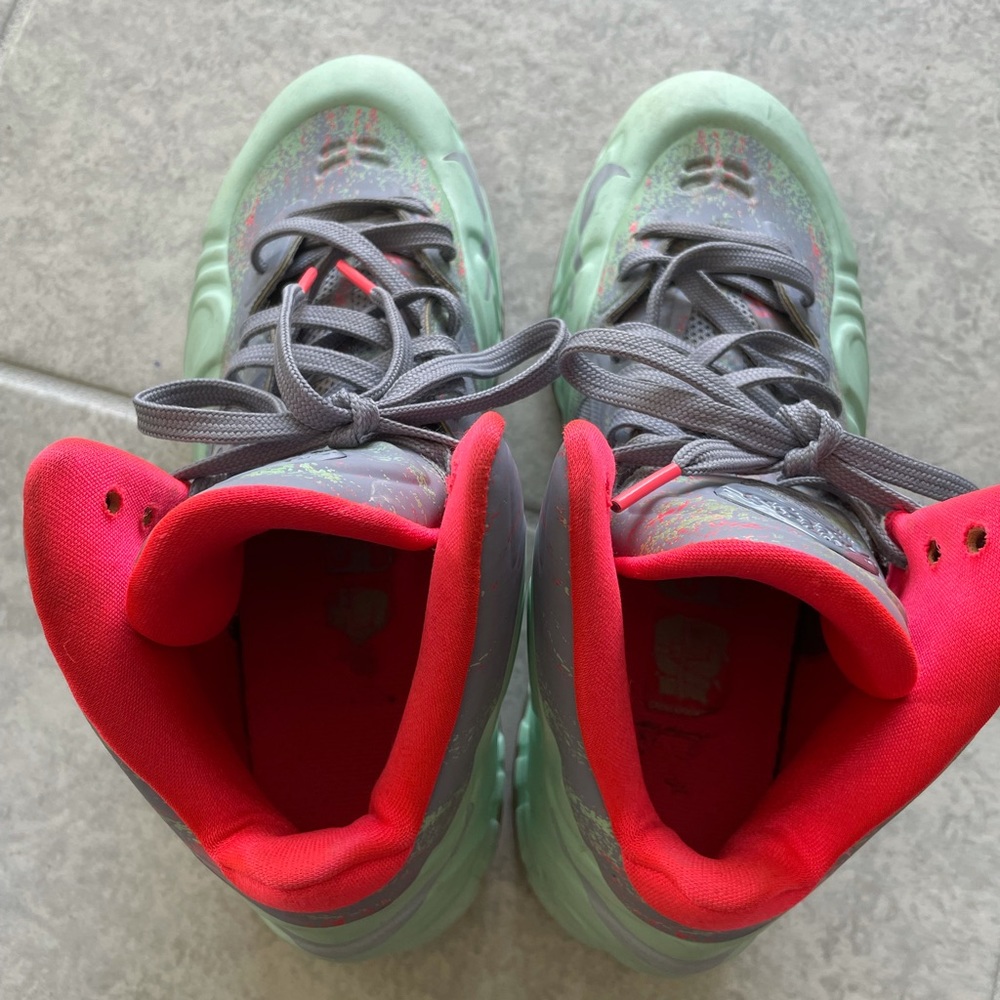 size 9 rajon rondo christmas Nike men’s hyperposite - Picture 2 of 5
